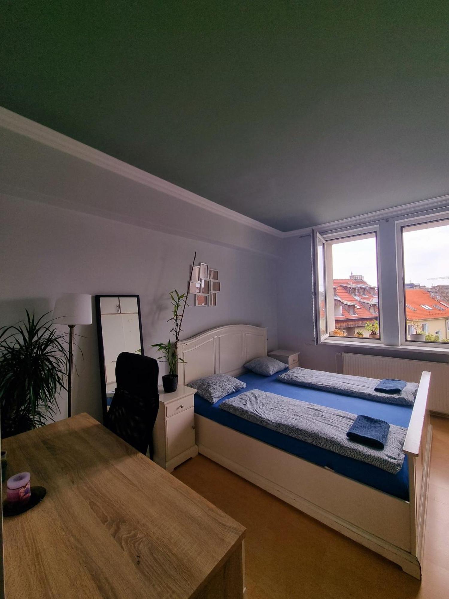 Big 4 Room Huge Apartment Bratislava Exterior photo